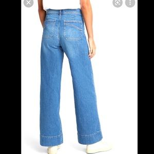 GAP Jeans - Wide Leg Sky High — size 27 / 4R